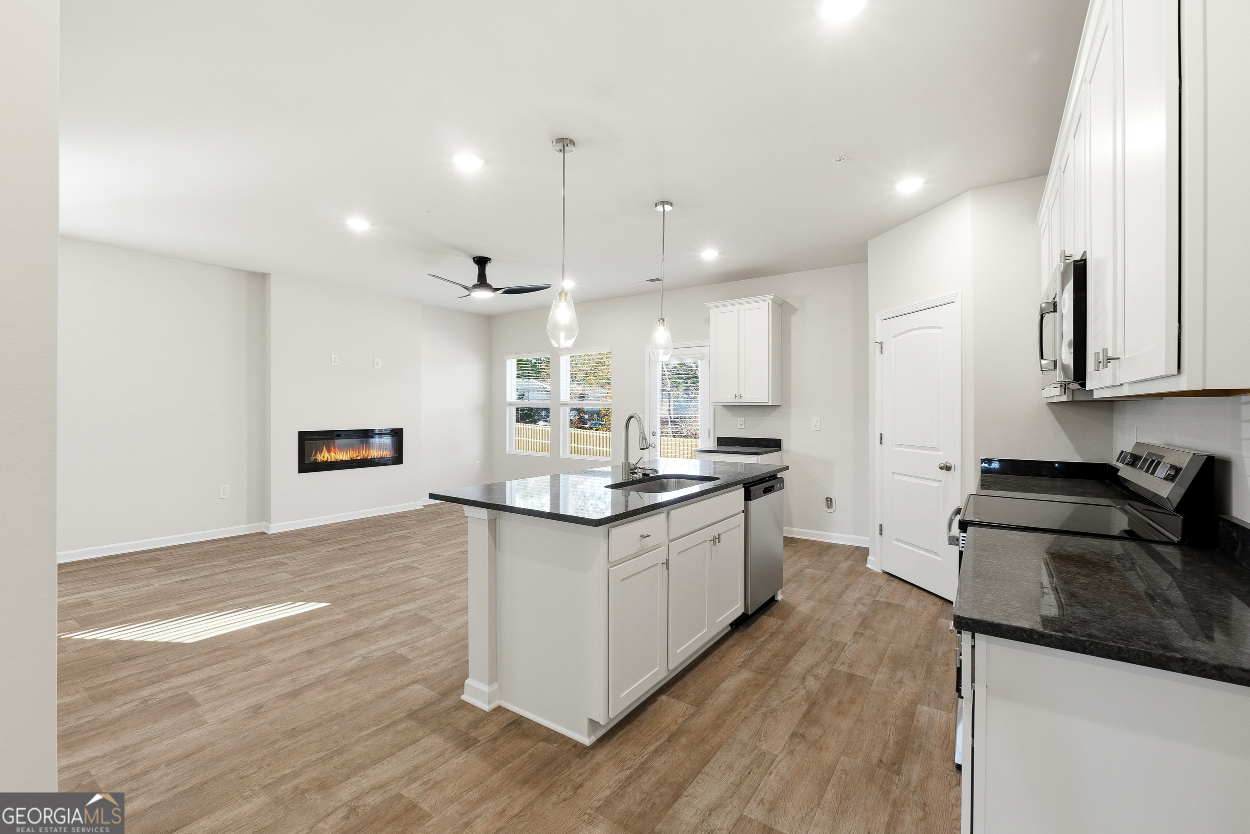 8383 Columbia CT LOT 7