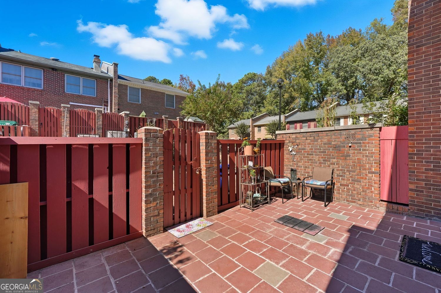YORK PLACE - Residential