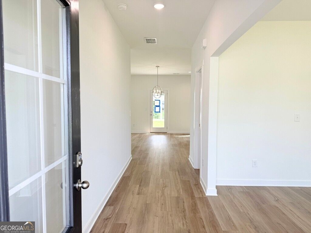 140 Cochin DR