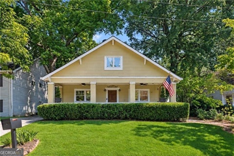 Photo of 805 Holmes Street NW, Atlanta, GA 30318 (MLS # 10854171)