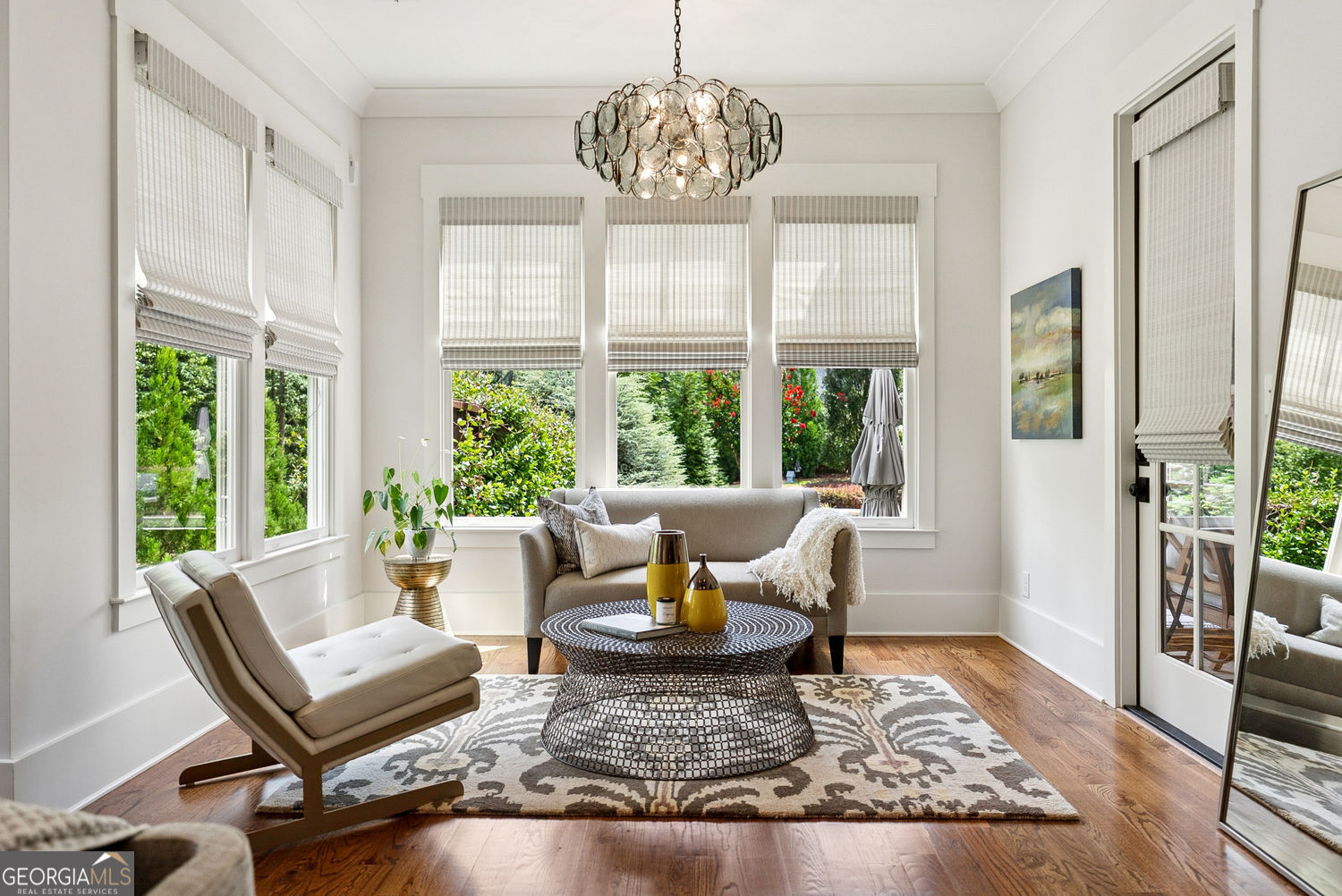 Roswell, Georgia 30075, United States, 4 Bedrooms Bedrooms, ,5 BathroomsBathrooms,Residential,Pending,199784