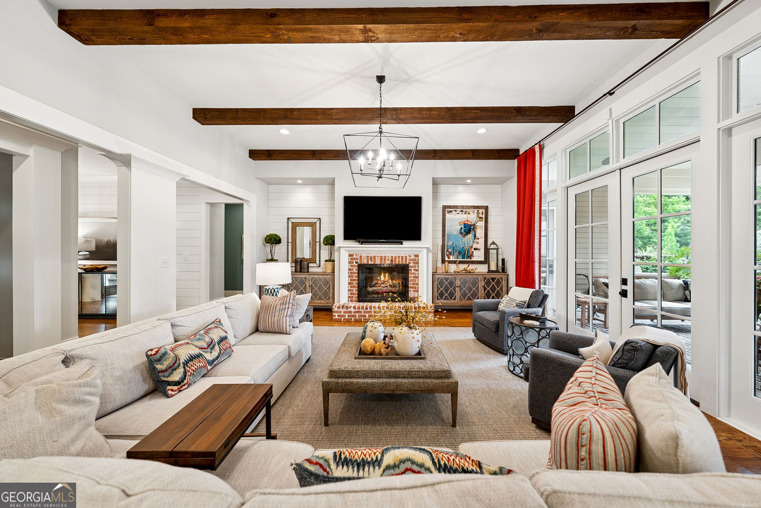 Roswell, Georgia 30075, United States, 4 Bedrooms Bedrooms, ,5 BathroomsBathrooms,Residential,Pending,199784