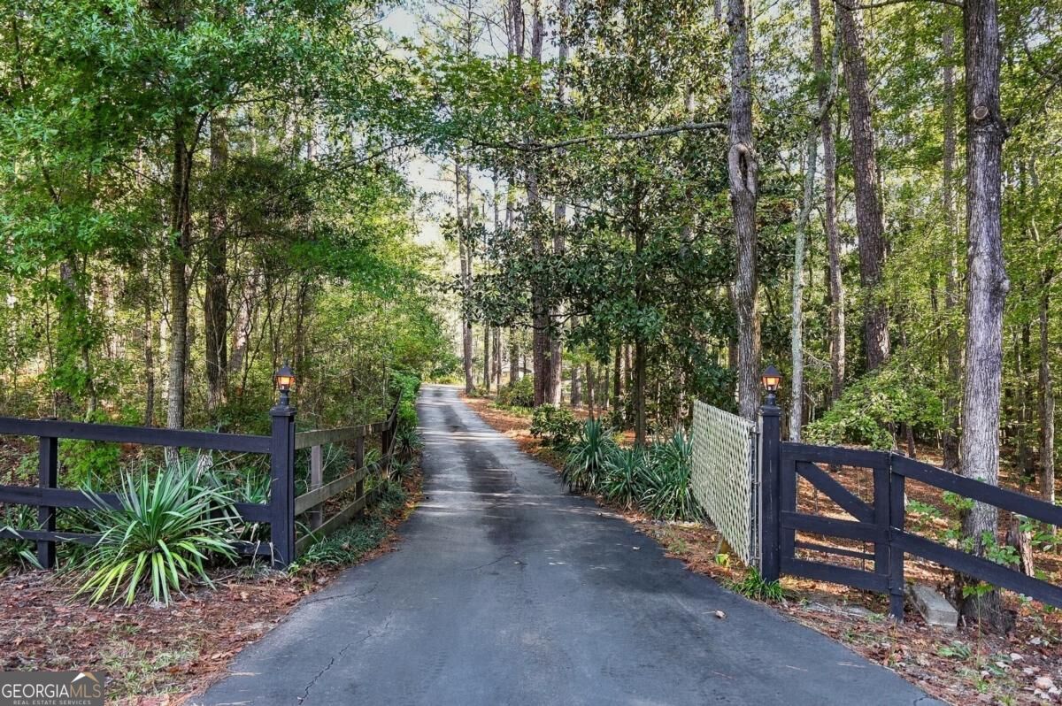 35 Point North DR