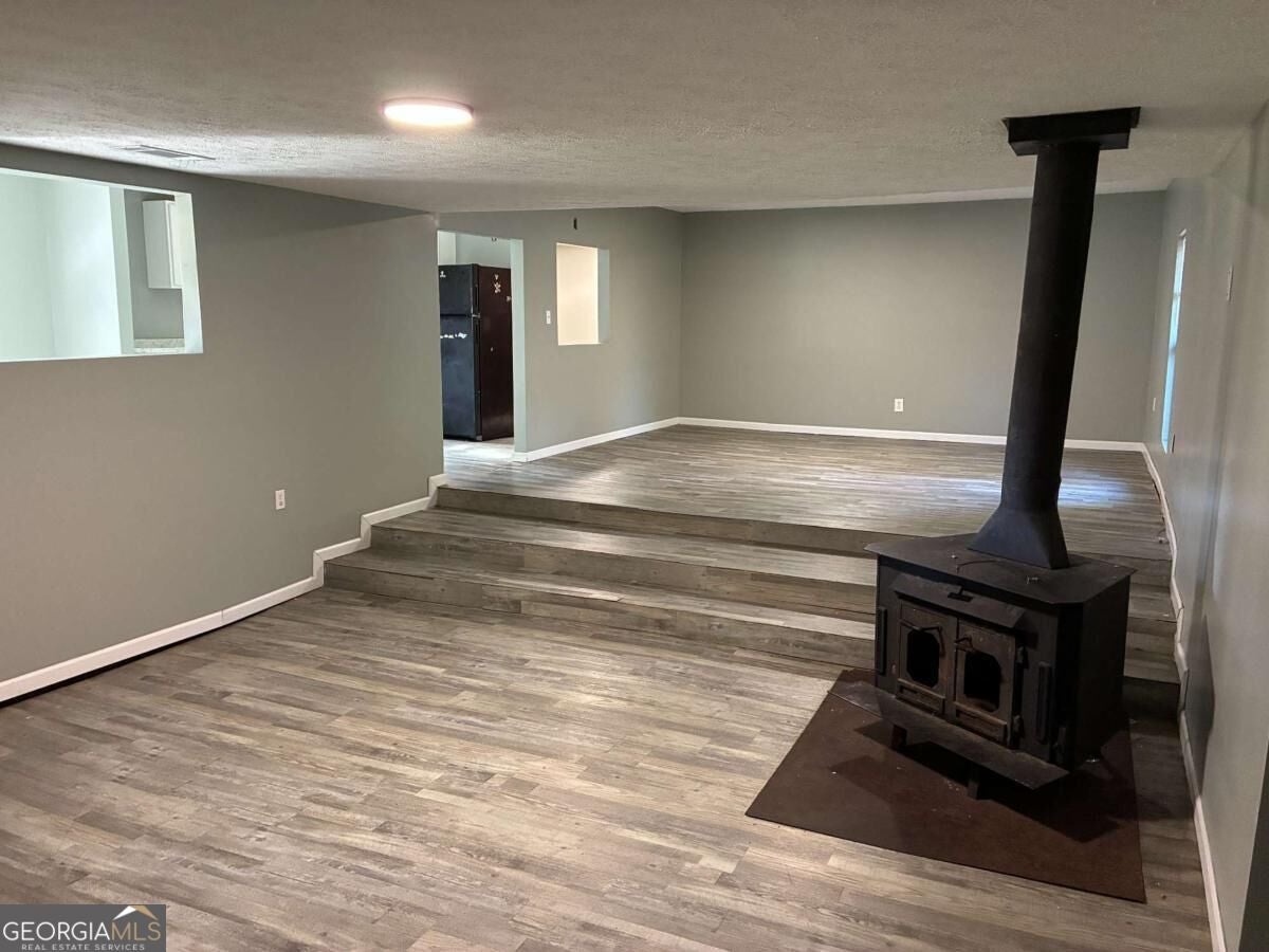 129 Industrial Blvd