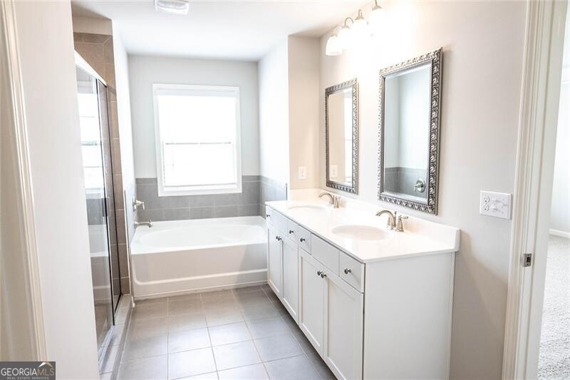 Canton, Georgia 30115, United States, 6 Bedrooms Bedrooms, ,4 BathroomsBathrooms,Residential,Active,158224