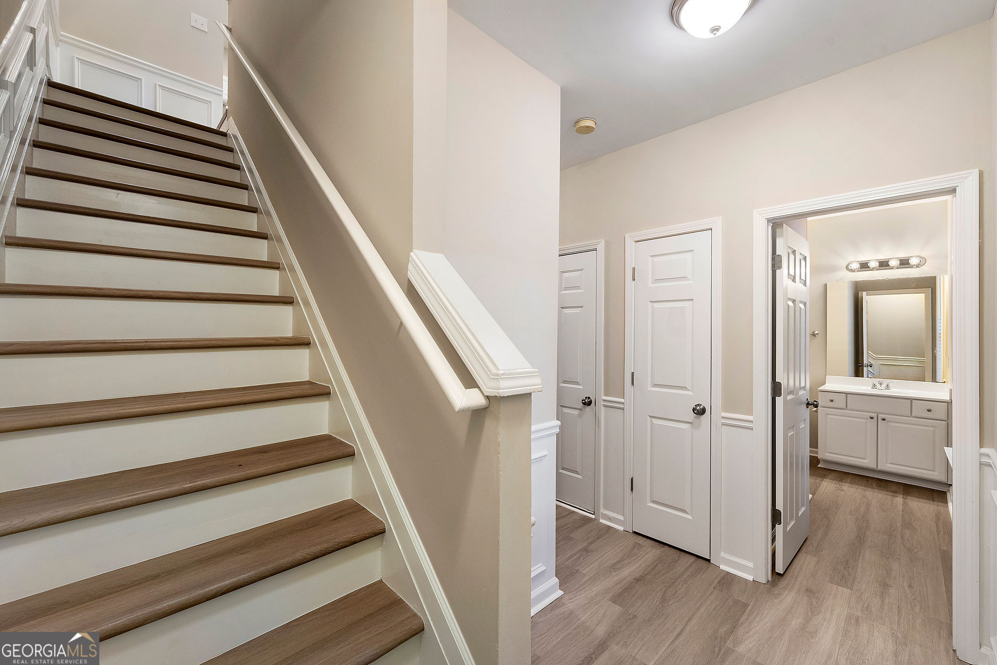 213 Riverstone Commons CIR