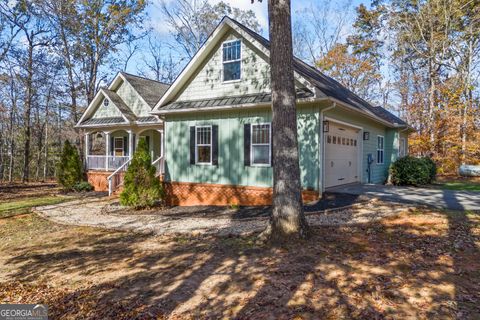 A home in Demorest