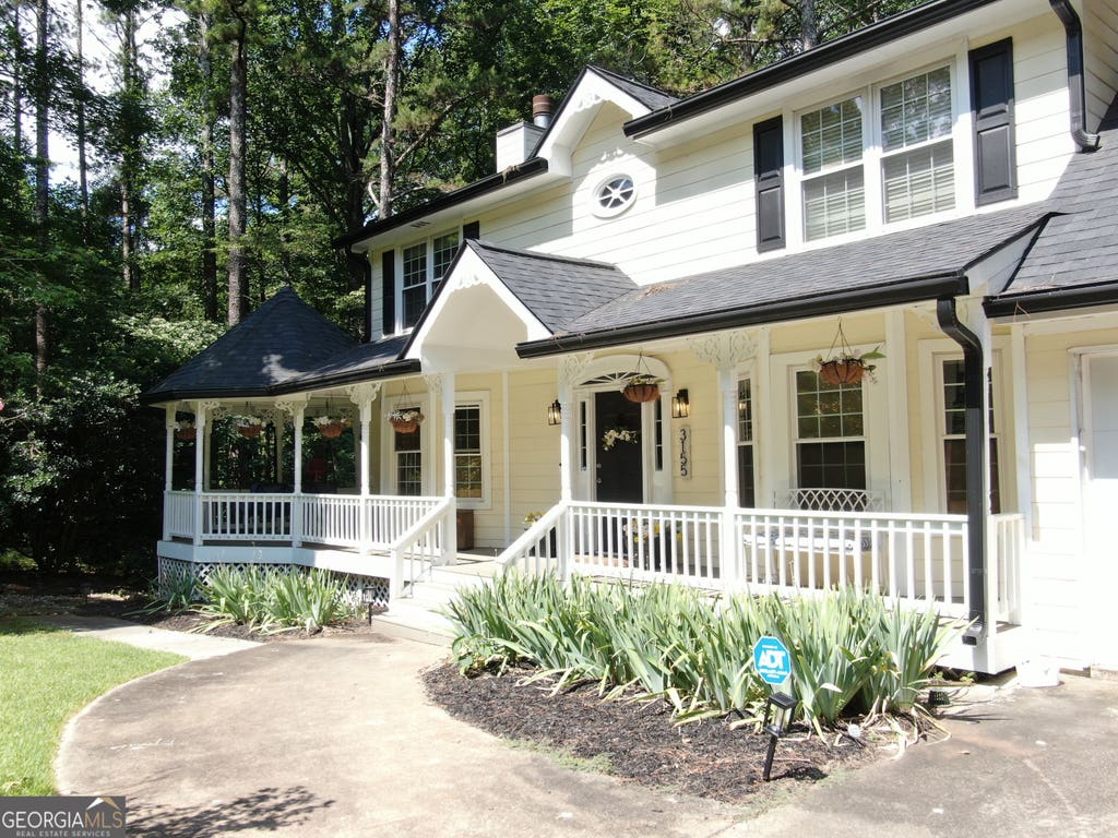 Photo of 3155 Laura Lane, Douglasville, GA 30135 (MLS # 10805491)