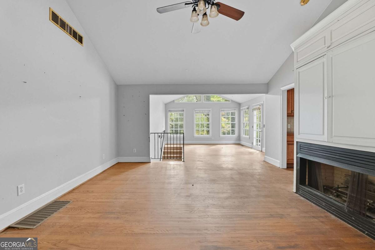 5614 Franklin Goldmine RD