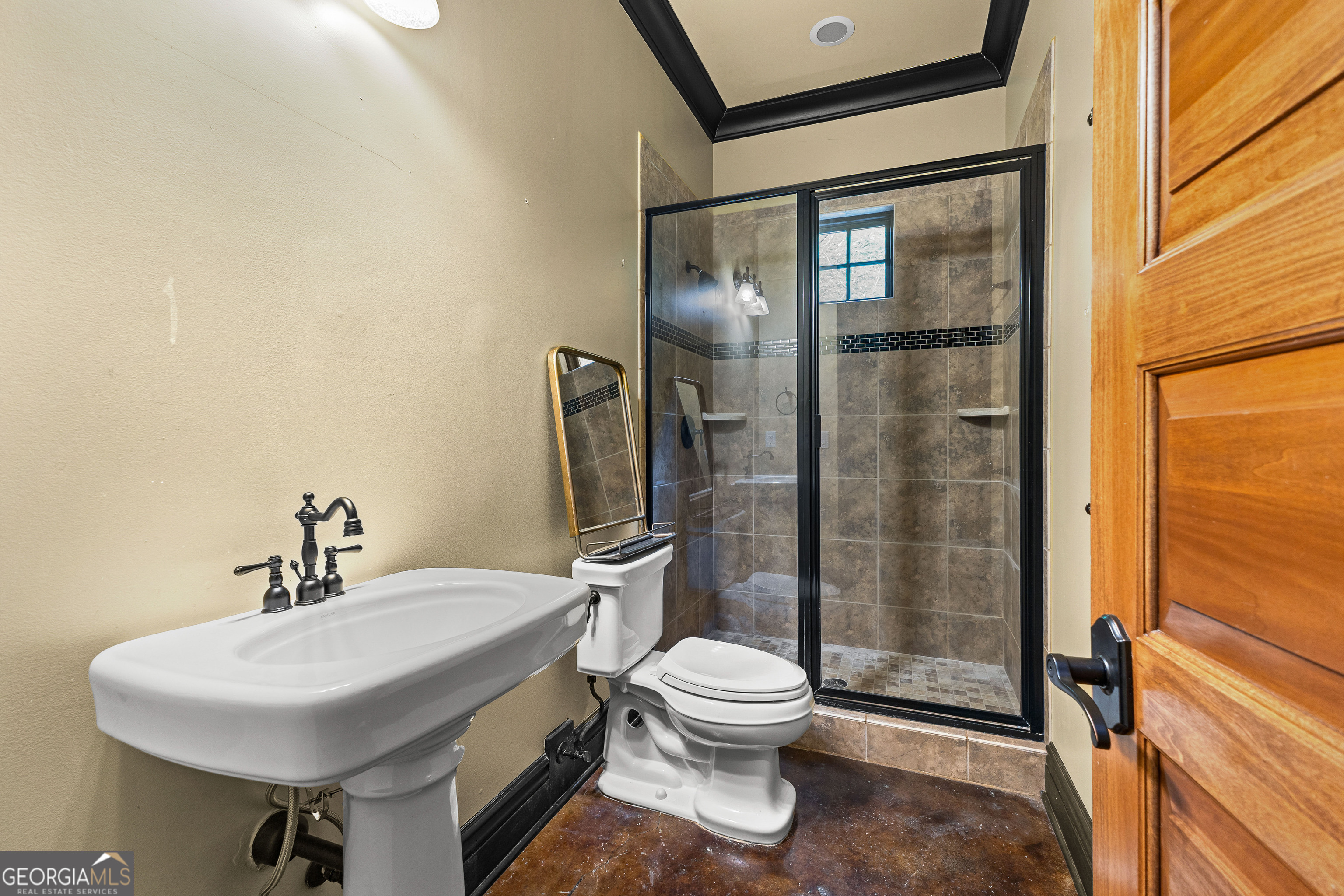 Fayetteville, Georgia 30215, United States, 5 Bedrooms Bedrooms, ,7 BathroomsBathrooms,Residential,Active,181373