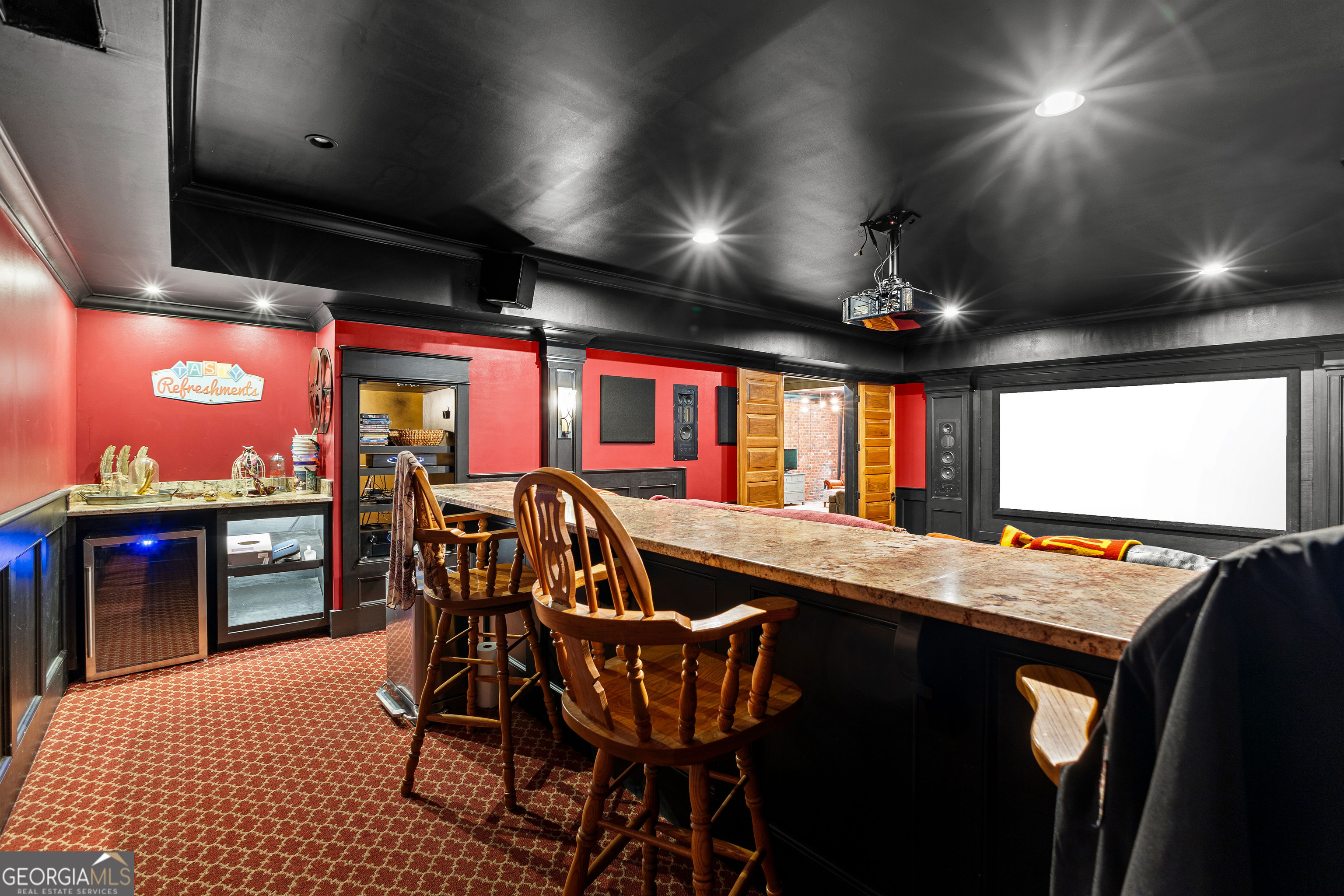 Fayetteville, Georgia 30215, United States, 5 Bedrooms Bedrooms, ,7 BathroomsBathrooms,Residential,Active,181373