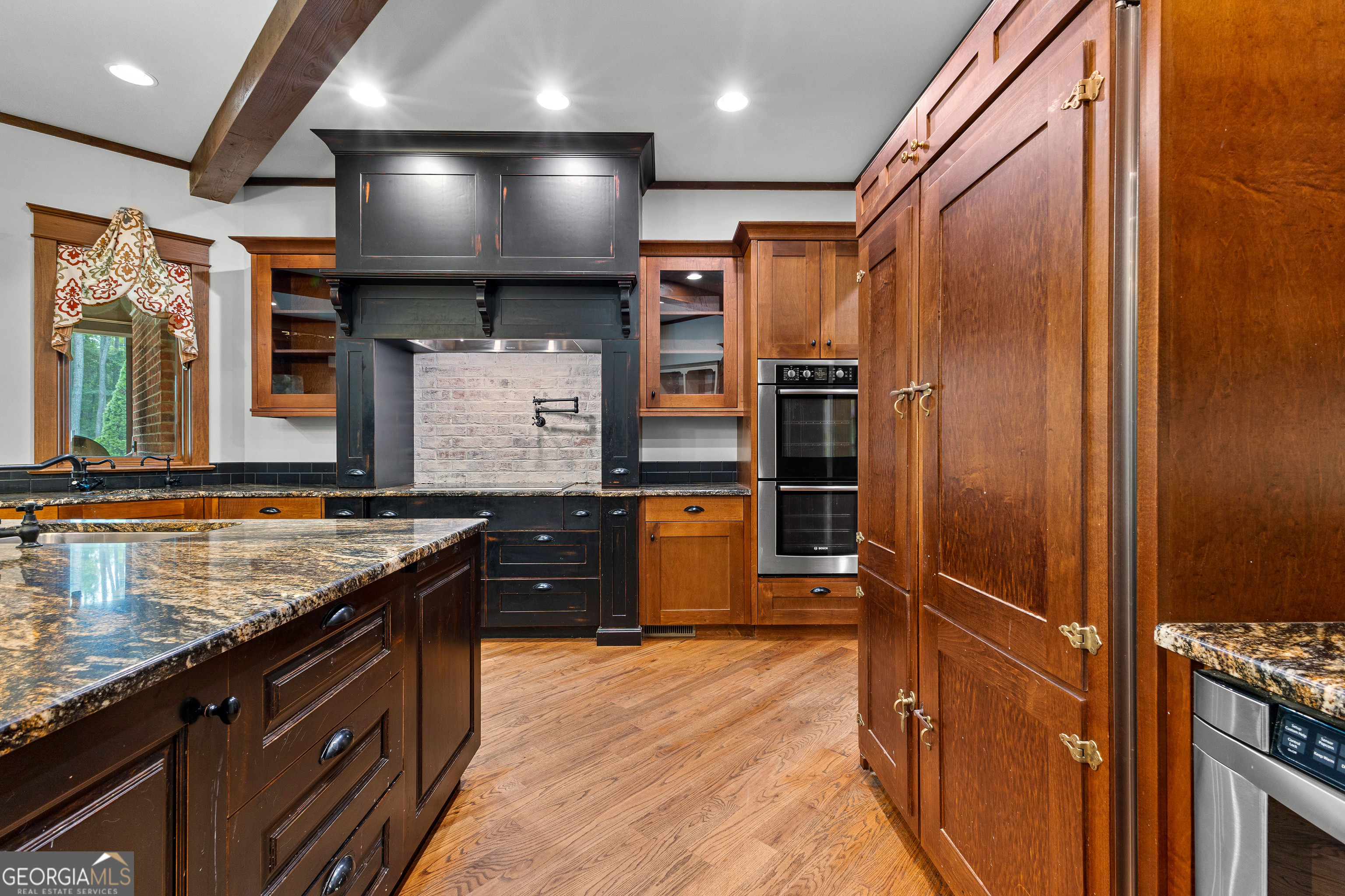 Fayetteville, Georgia 30215, United States, 5 Bedrooms Bedrooms, ,7 BathroomsBathrooms,Residential,Active,181373