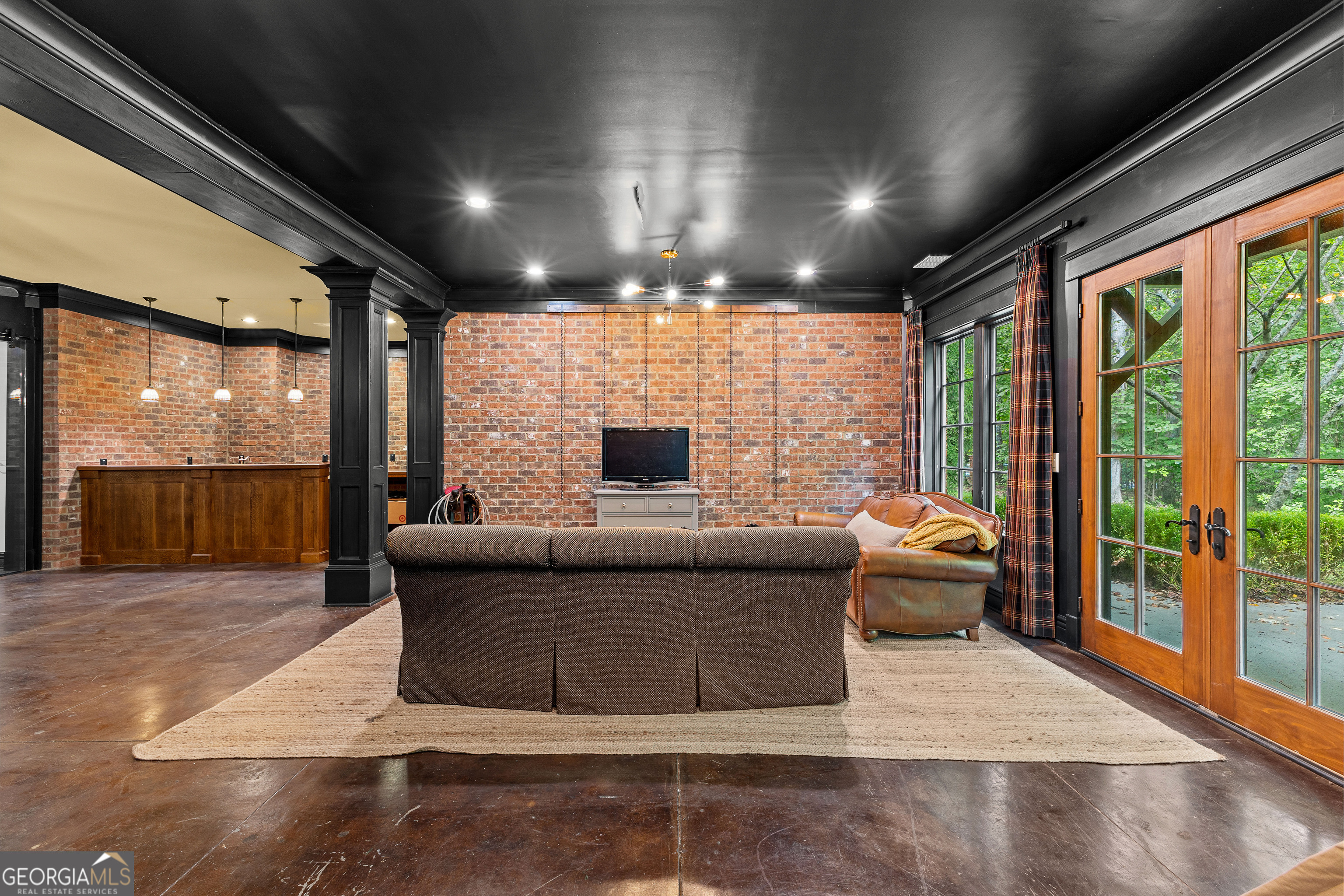 Fayetteville, Georgia 30215, United States, 5 Bedrooms Bedrooms, ,7 BathroomsBathrooms,Residential,Active,181373