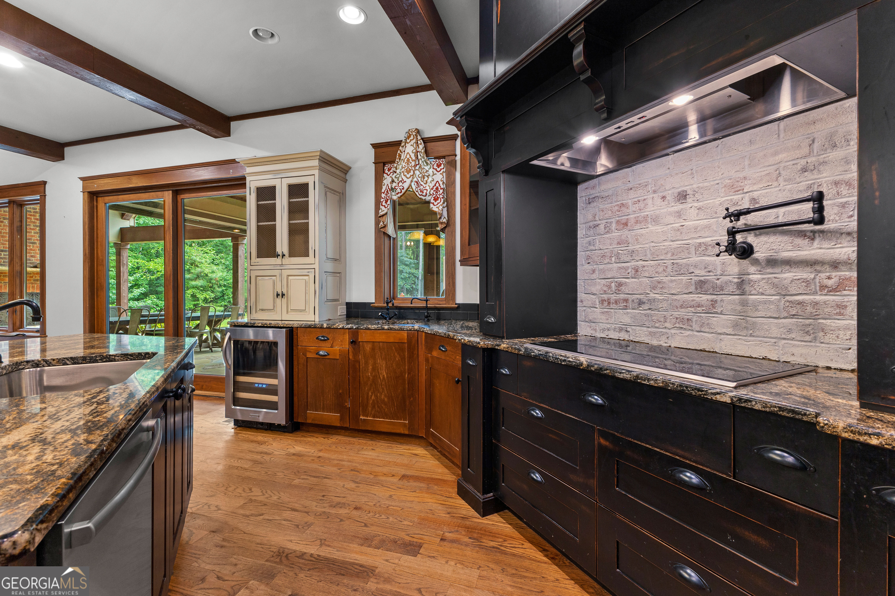 Fayetteville, Georgia 30215, United States, 5 Bedrooms Bedrooms, ,7 BathroomsBathrooms,Residential,Active,181373