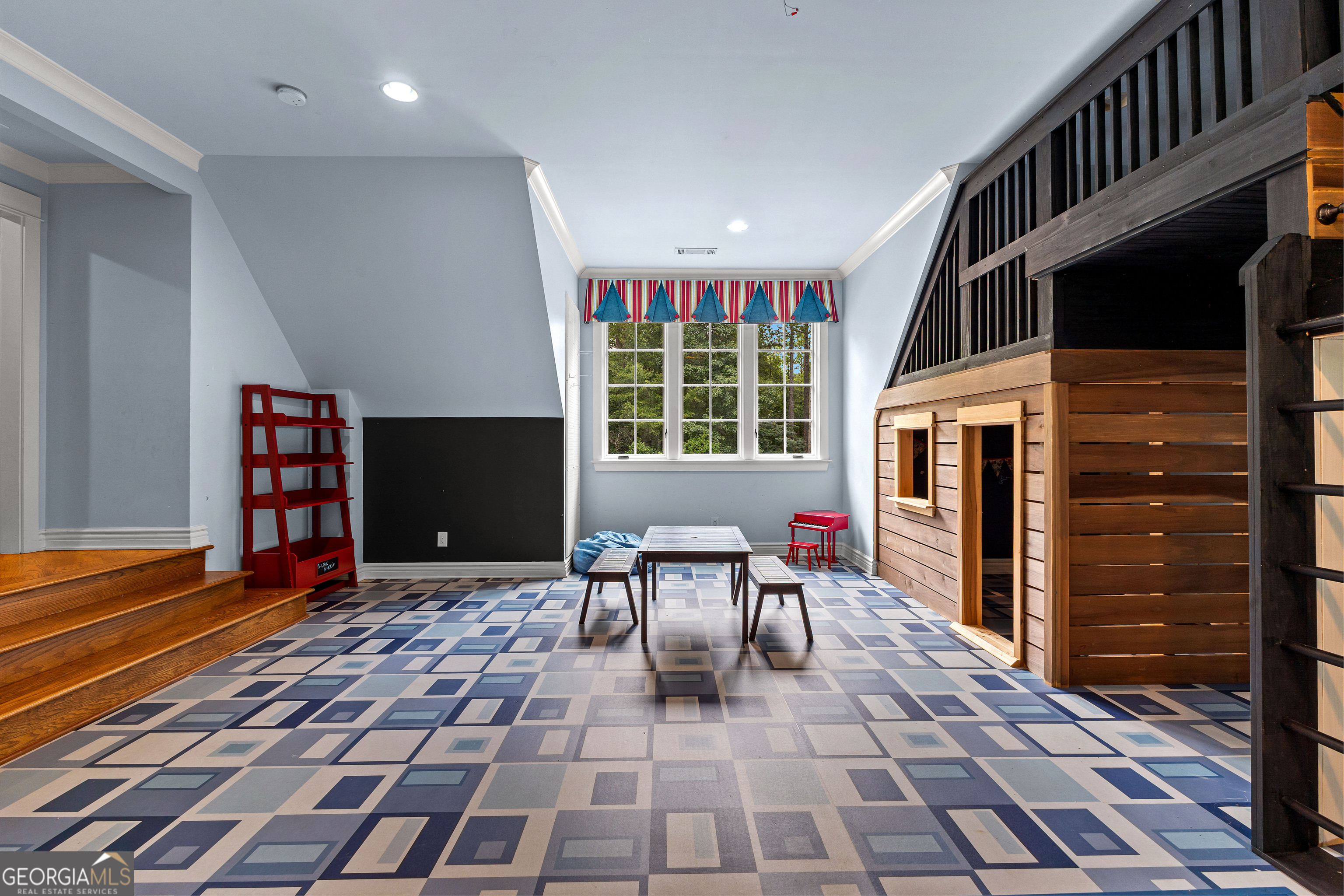 Fayetteville, Georgia 30215, United States, 5 Bedrooms Bedrooms, ,7 BathroomsBathrooms,Residential,Active,181373