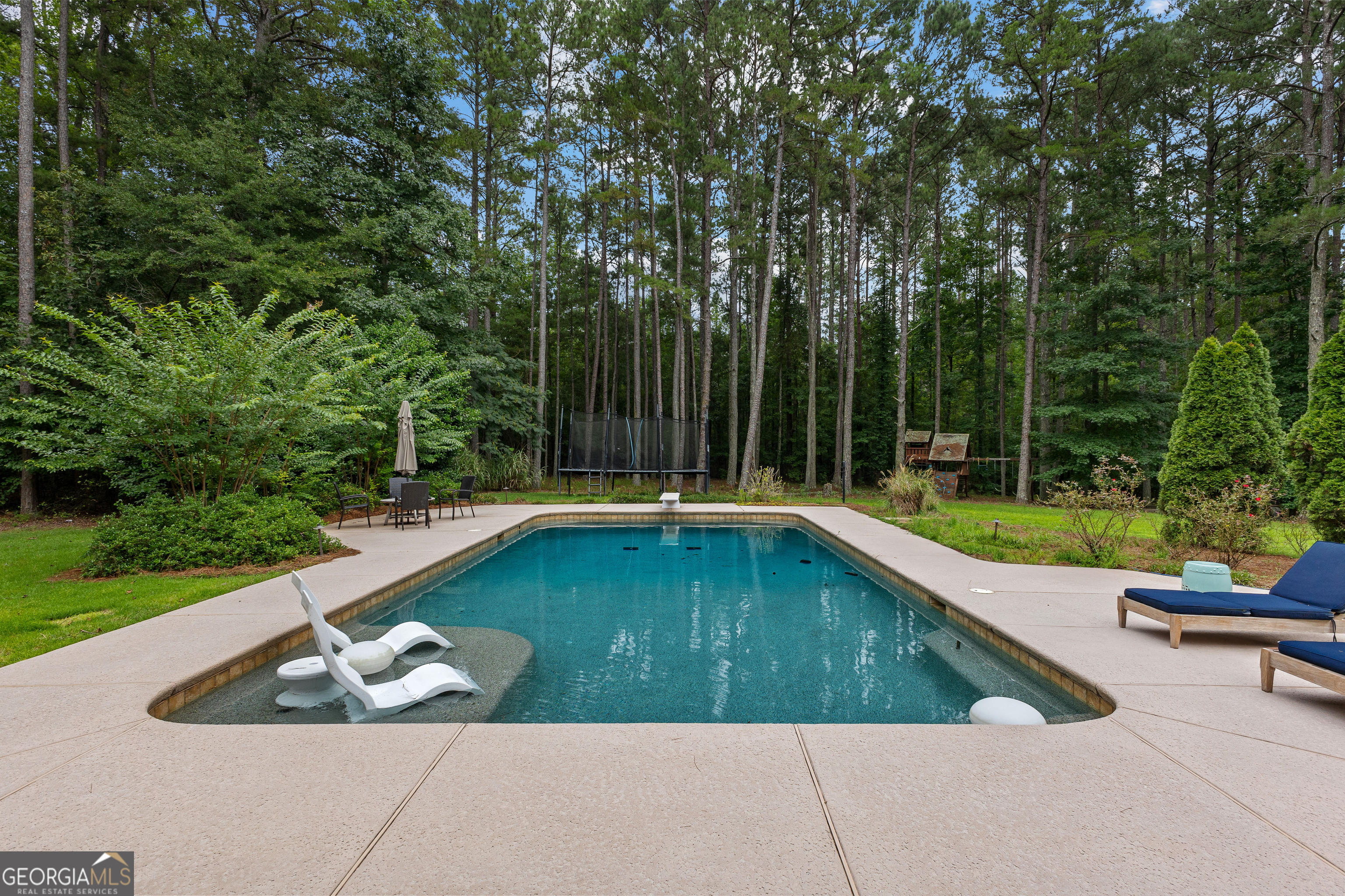 Fayetteville, Georgia 30215, United States, 5 Bedrooms Bedrooms, ,7 BathroomsBathrooms,Residential,Active,181373