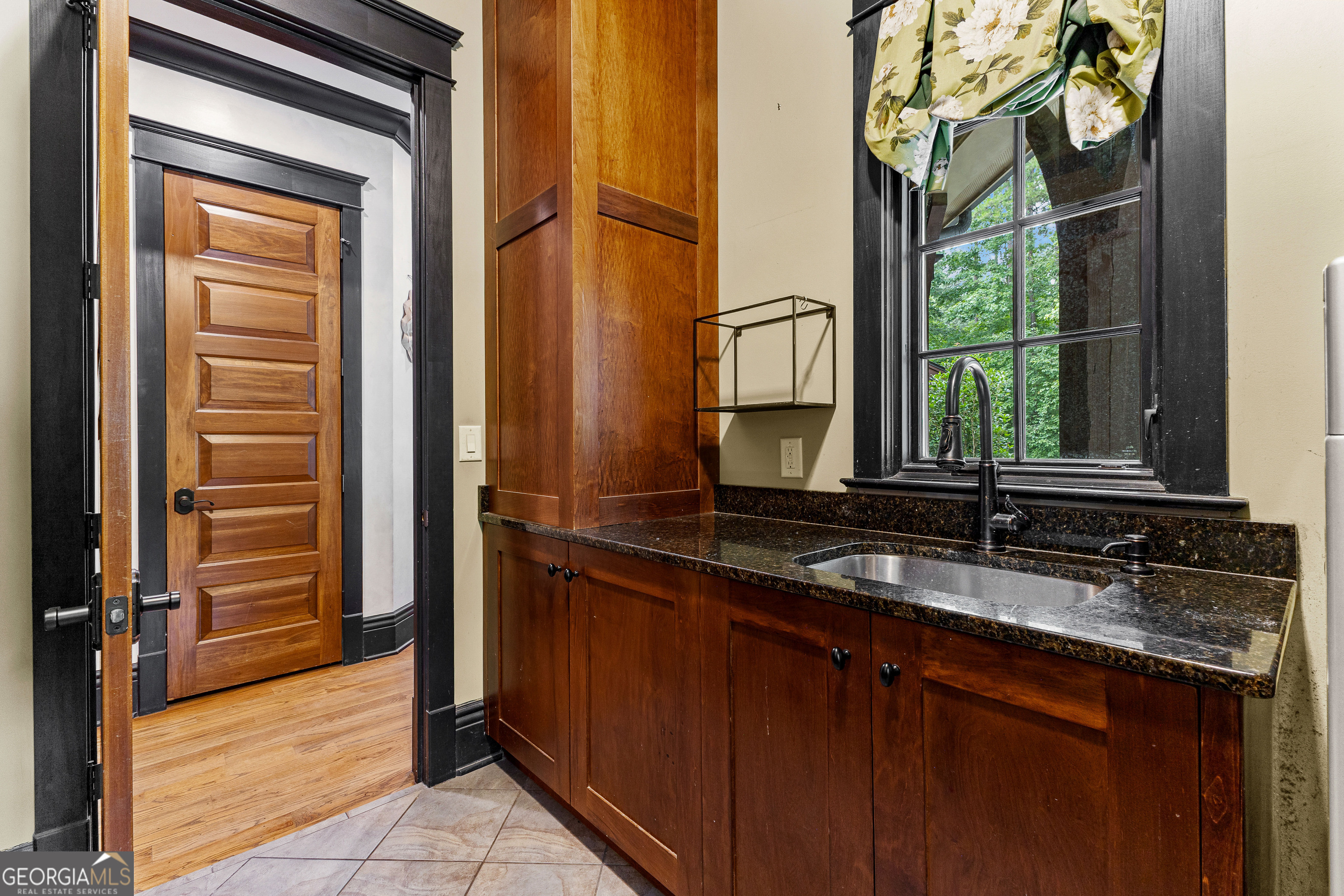 Fayetteville, Georgia 30215, United States, 5 Bedrooms Bedrooms, ,7 BathroomsBathrooms,Residential,Active,181373