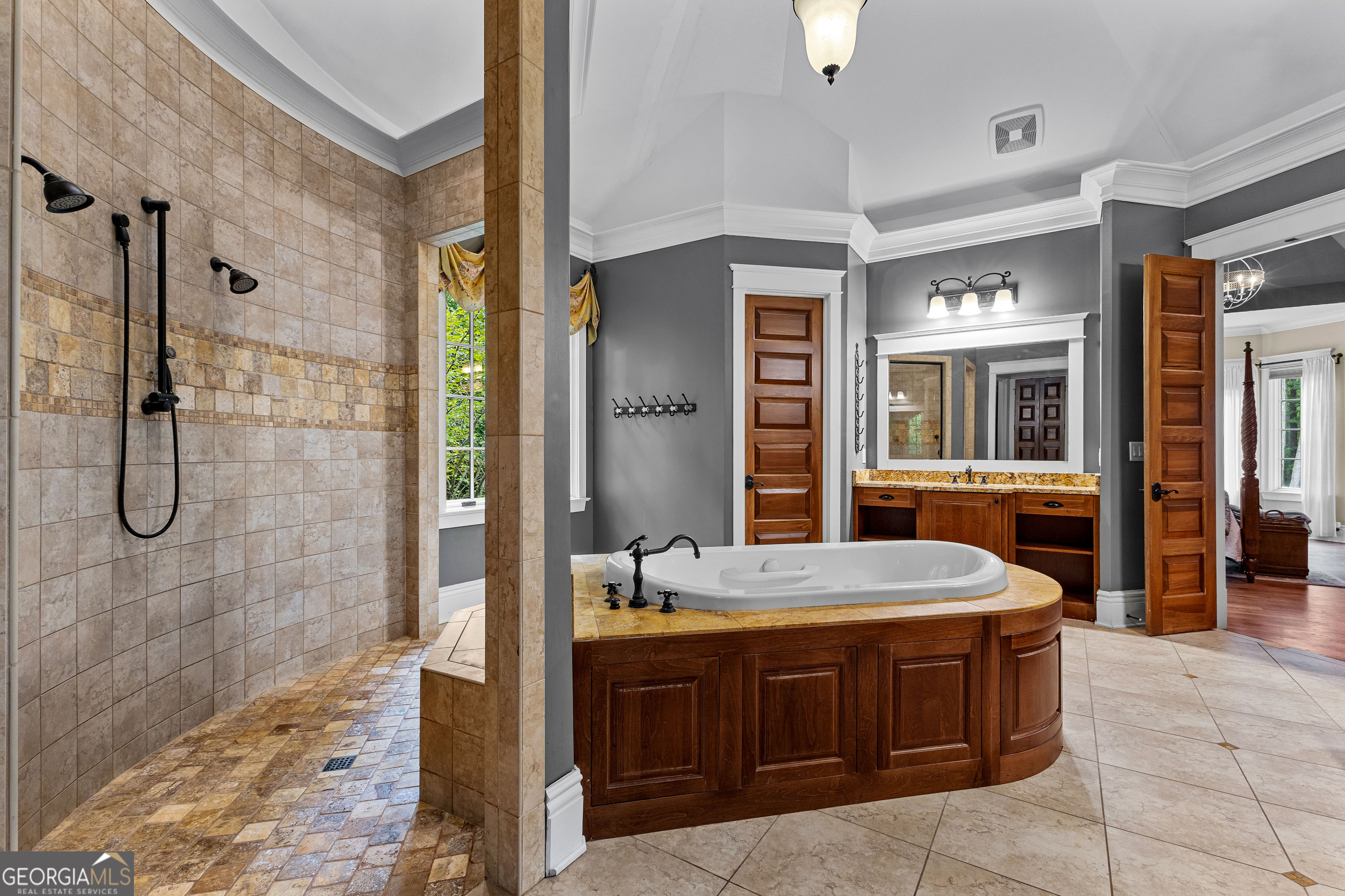 Fayetteville, Georgia 30215, United States, 5 Bedrooms Bedrooms, ,7 BathroomsBathrooms,Residential,Active,181373