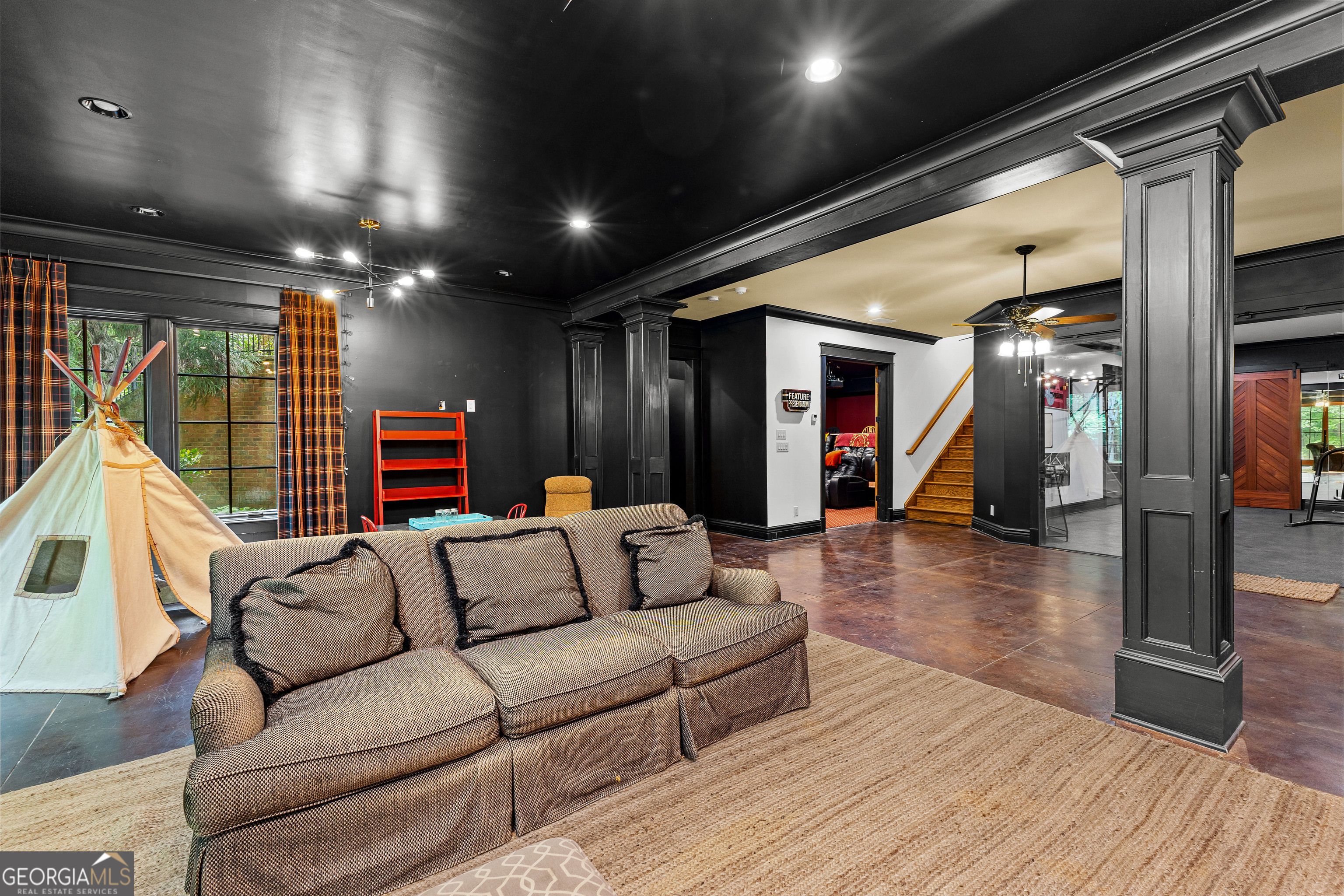 Fayetteville, Georgia 30215, United States, 5 Bedrooms Bedrooms, ,7 BathroomsBathrooms,Residential,Active,181373