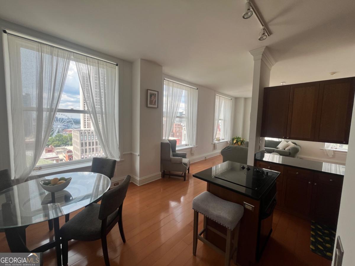 Atlanta, Georgia 30303, United States, 1 Bedroom Bedrooms, ,2 BathroomsBathrooms,Residential,Active,152245