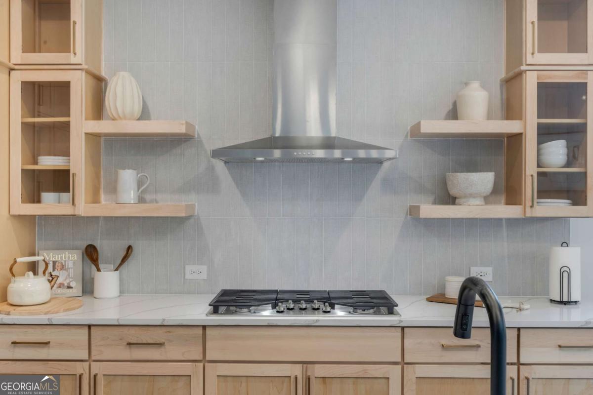 121 Willow Bend Road