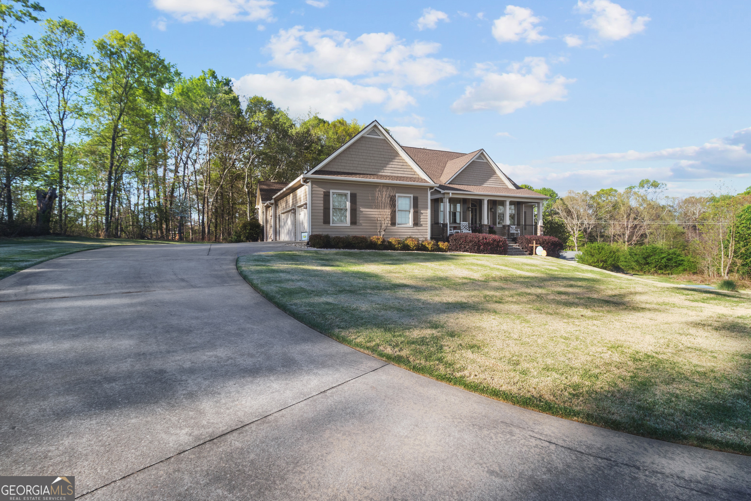1133 Sydney LN