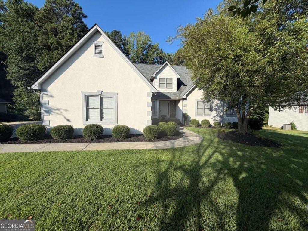 Photo of 1970 Wynfield Point Drive, Buford, GA 30519 (MLS # 10840059)