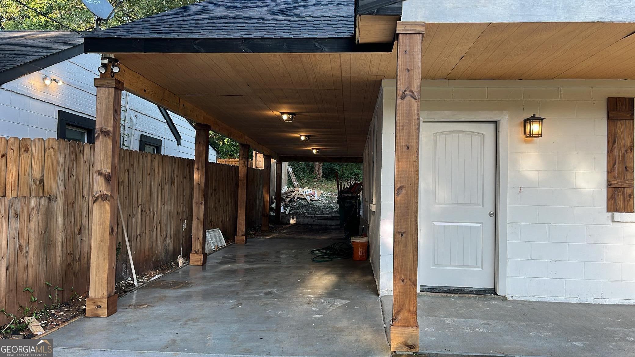 1426 Elizabeth AVE SW