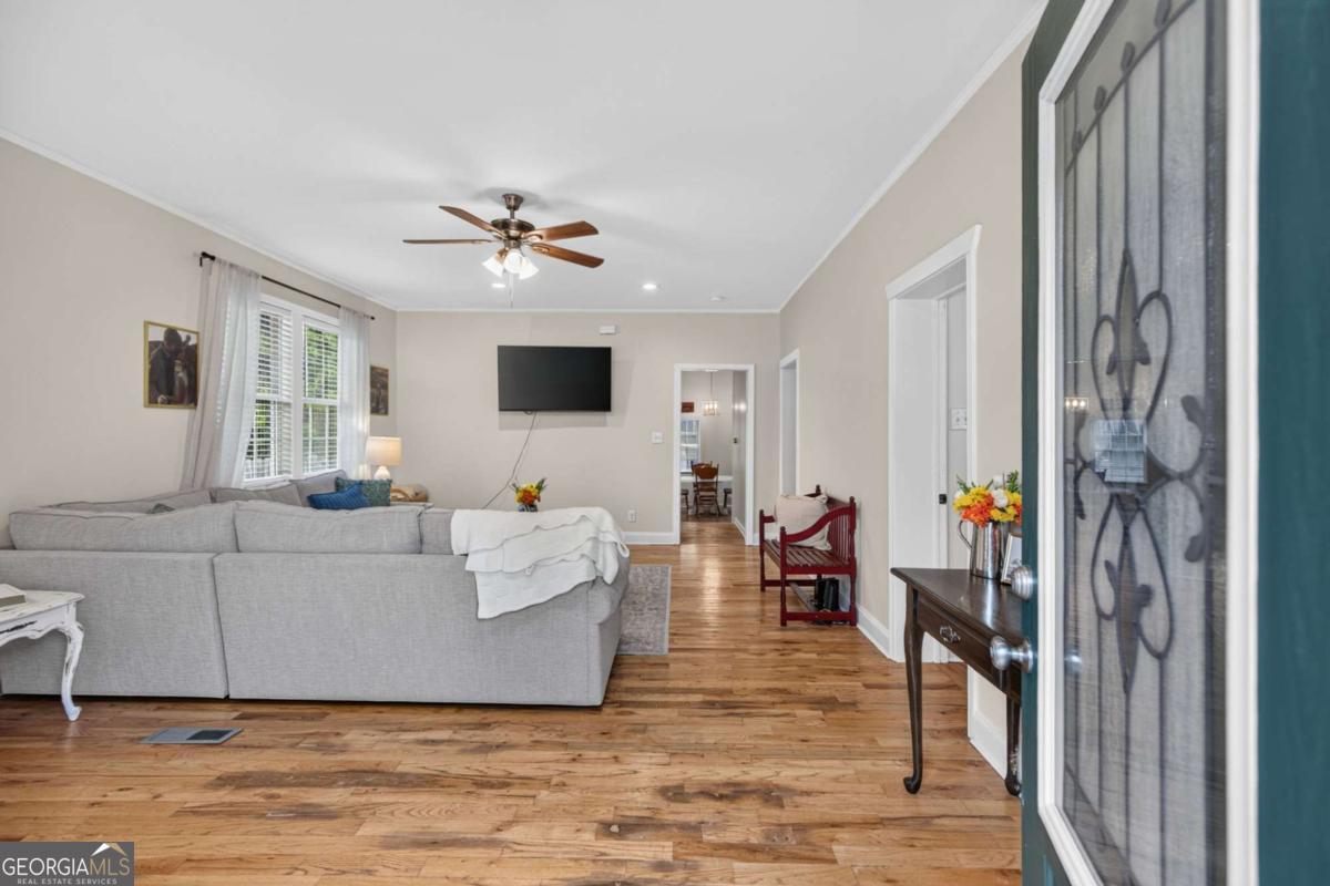 254 Litchfield ST