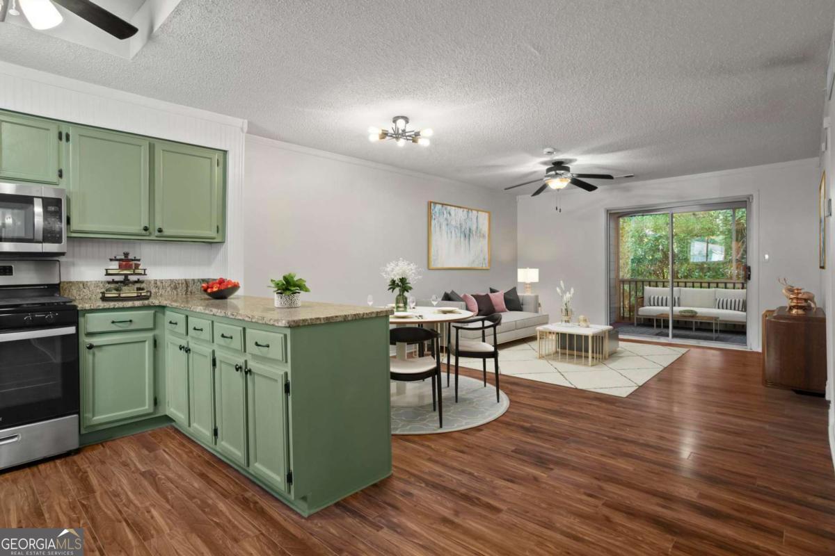 36 Doranne CT SE
