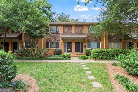 Photo of 100 Biscayne Drive NW #A3, Atlanta, GA 30309 (MLS # 10593020)