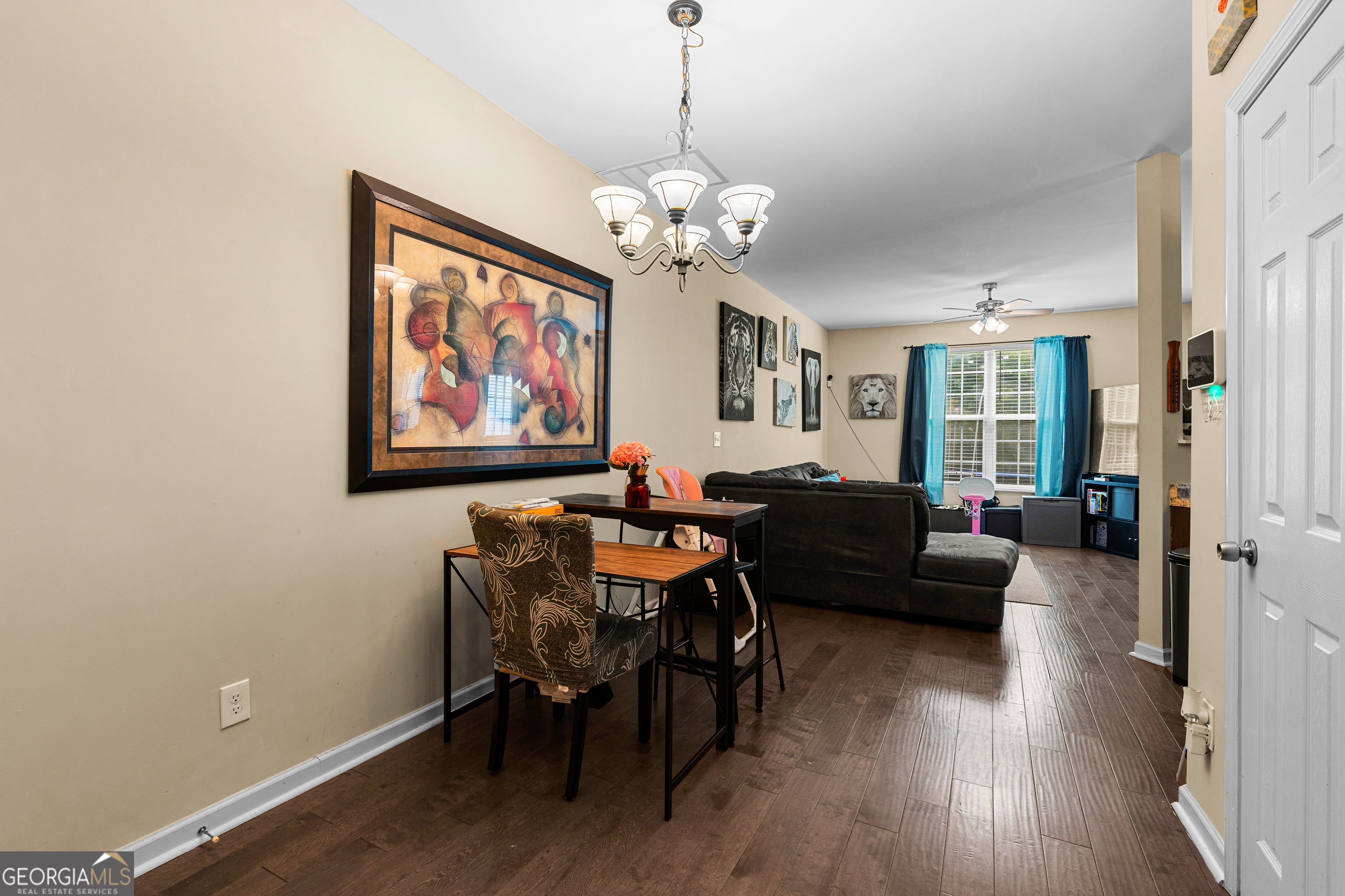 2312 Coach WAY