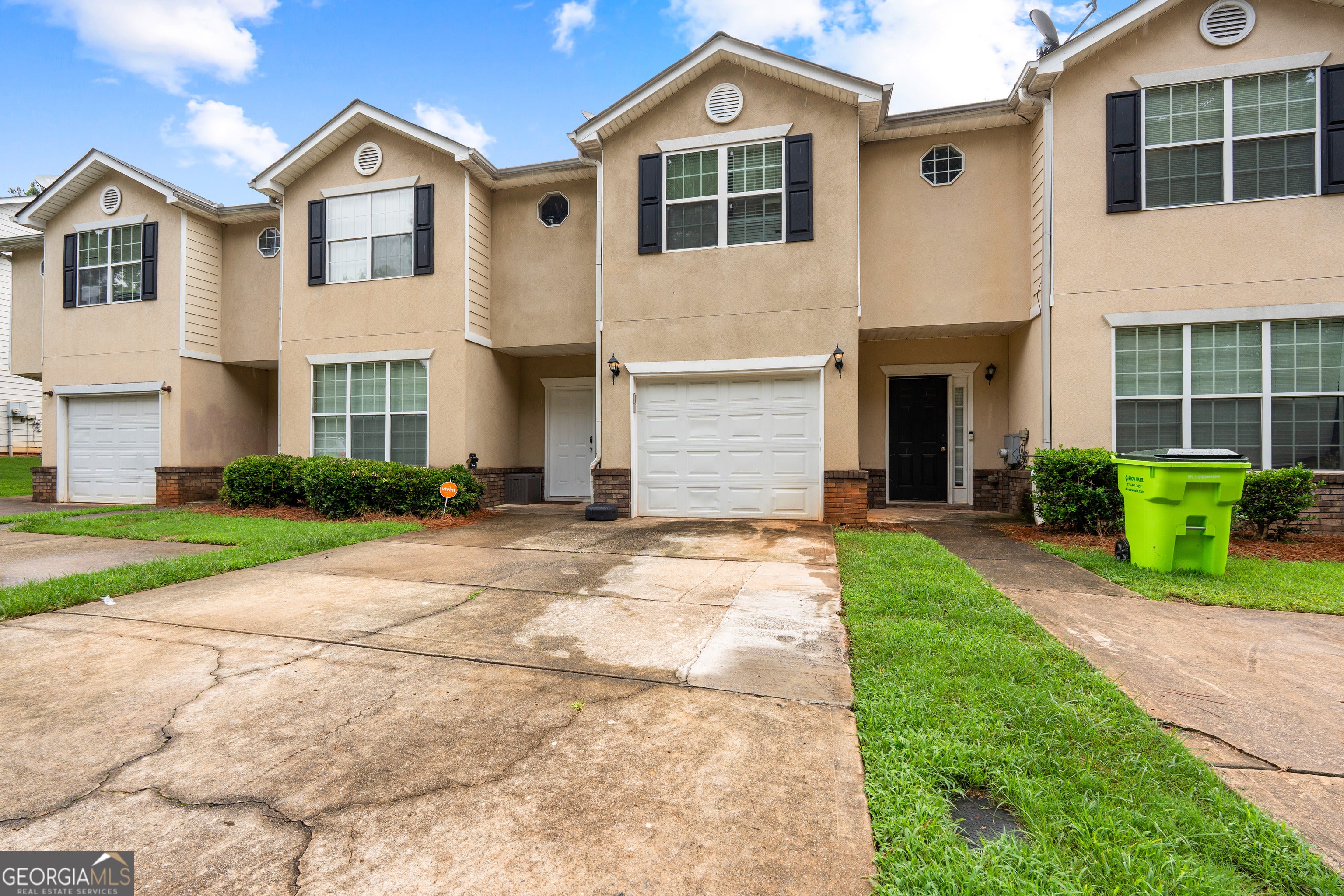 2312 Coach WAY