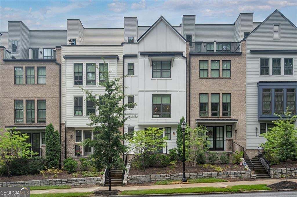 Photo of 1840 Gotham Lane NE, Atlanta, GA 30324 (MLS # 10852377)
