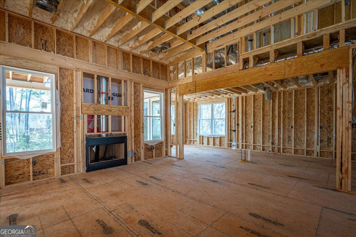 1609 Meadow Lakes DR