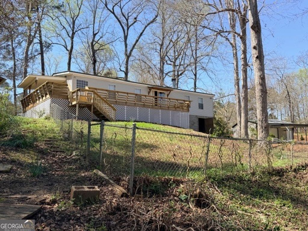 Photo of 120 Possum Point Circle, Eatonton, GA 31024 (MLS # 10712962)