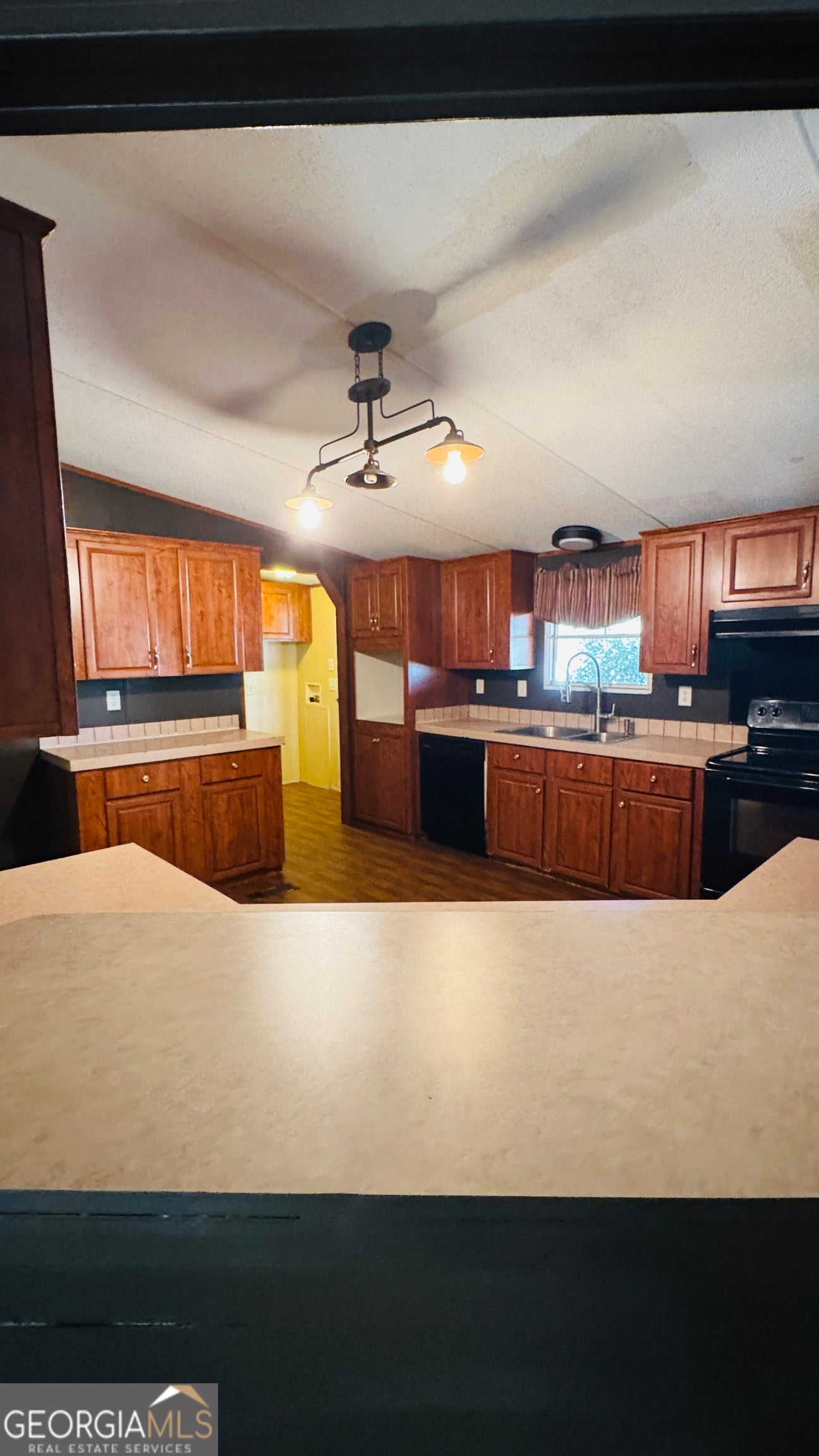 495 Mitchell DR