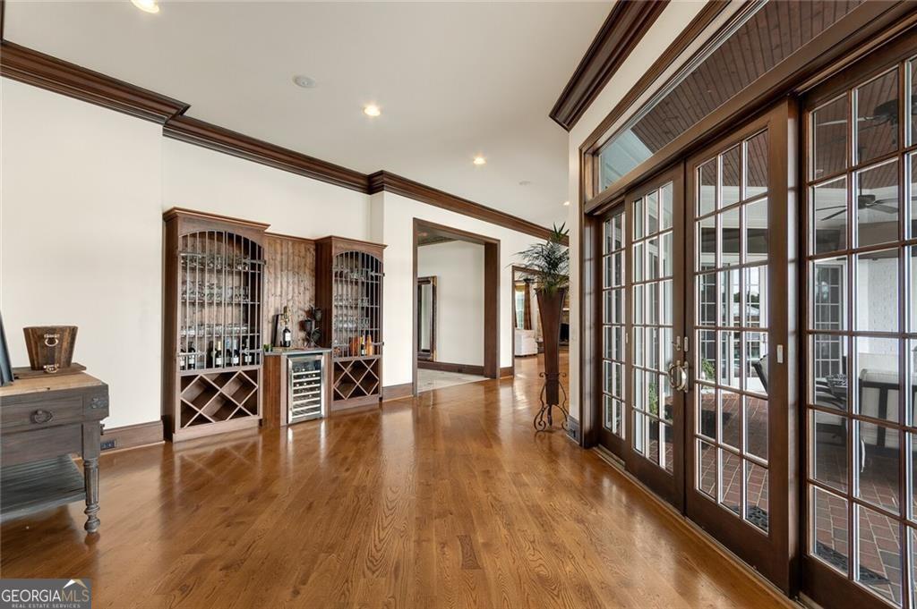 211 Darby RD SW