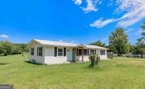 2750 Nelsontown RD Jay FL 32565