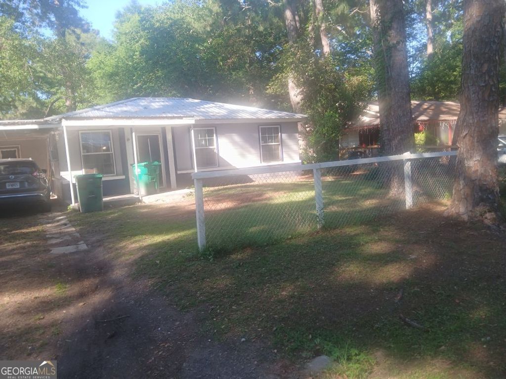 Photo of 104 Daniel Court, Albany, GA 31705 (MLS # 10767541)