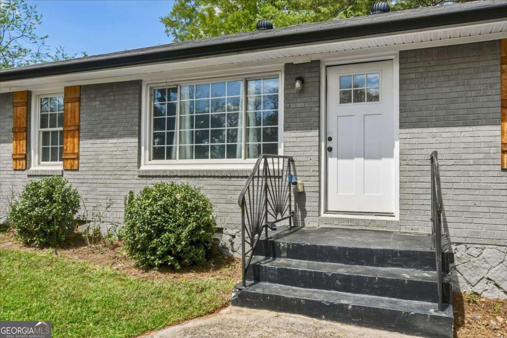 Photo of 2866 Belvedere Lane, Decatur, GA 30032 (MLS # 10724971)