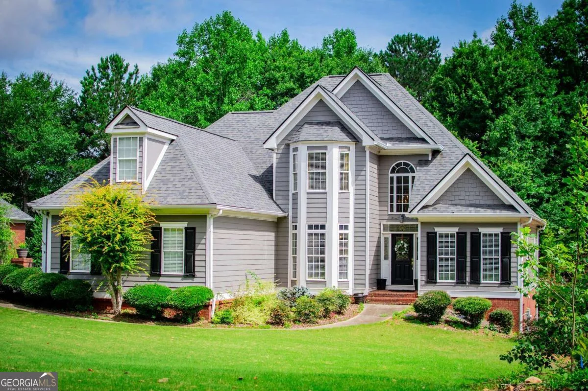 204 Pinehurst Way