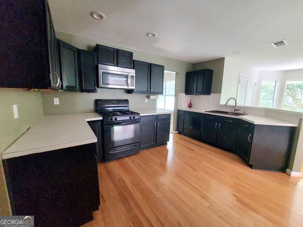 Photo of 2737 Crestworth Lane, Buford, GA 30519 (MLS # 10840738)