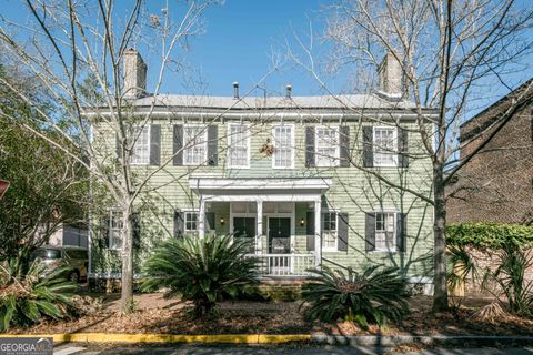 Property photo of 117-119 houston st, savannah, GA 31401