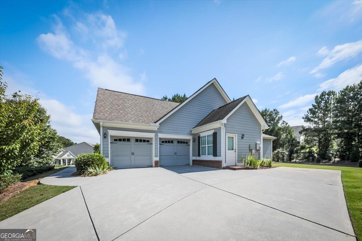 17 Barkwood CT