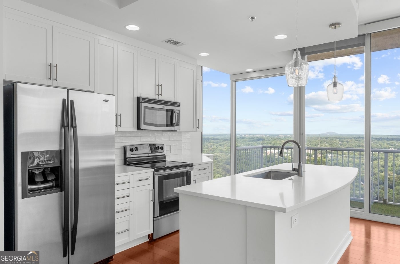 855 Peachtree ST NE 2513
