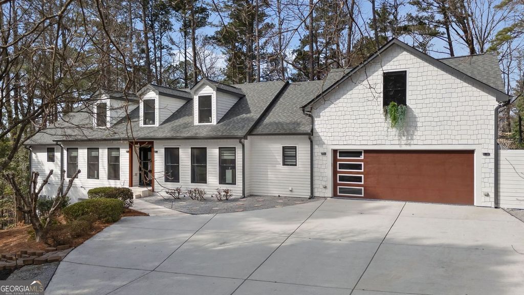 Photo of 6260 River Overlook Drive NW, Atlanta, GA 30328 (MLS # 10756503)
