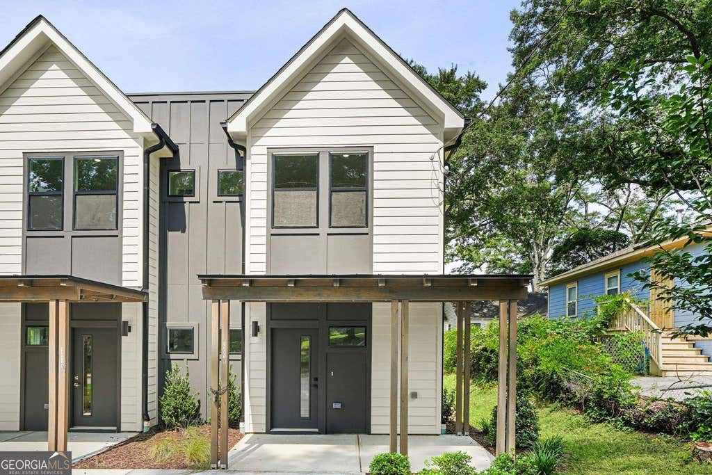 Photo of 1341 Brewster Street SW #190-105, Atlanta, GA 30310 (MLS # 10821778)