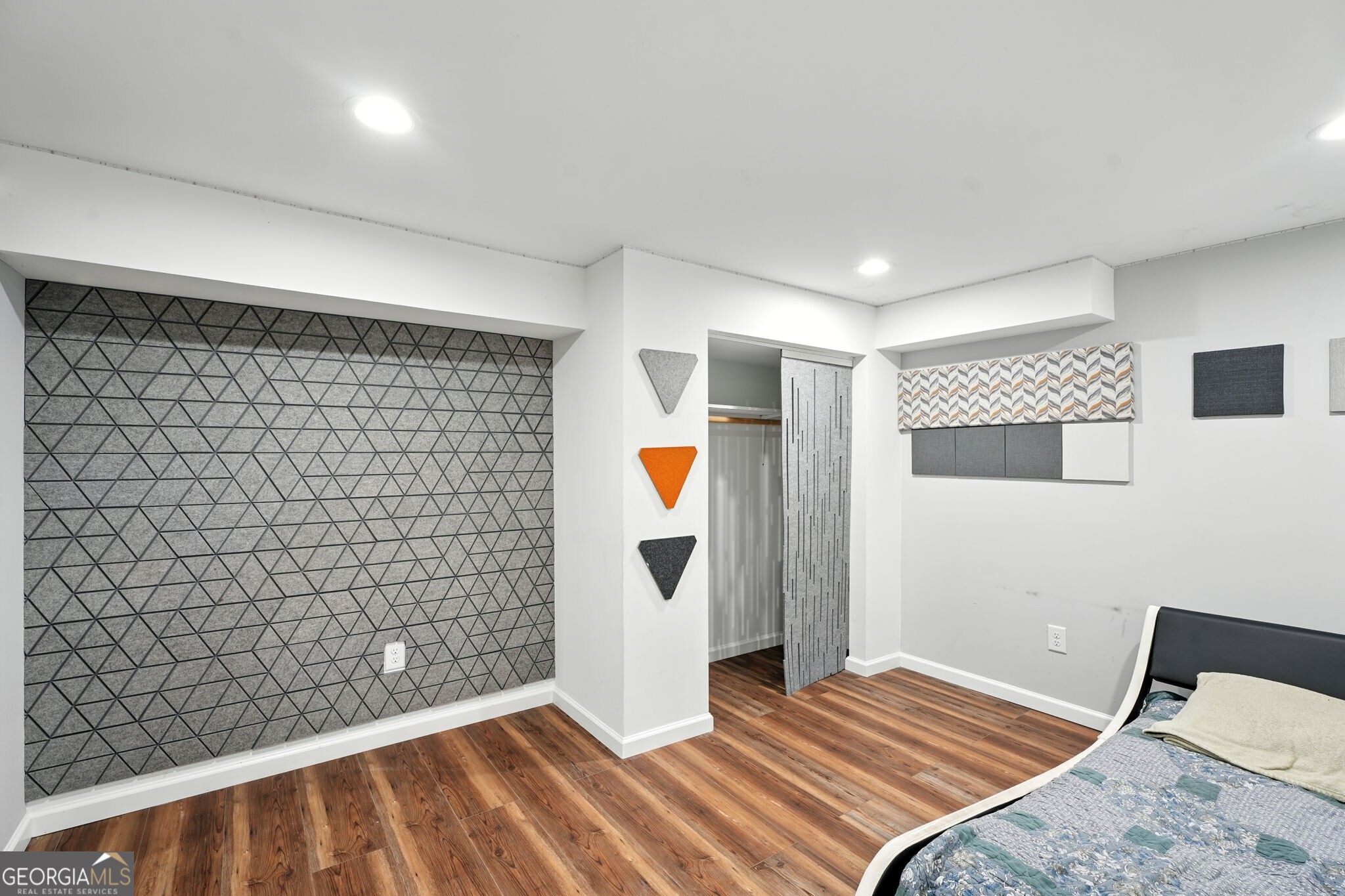 Creekwood Village - Residential