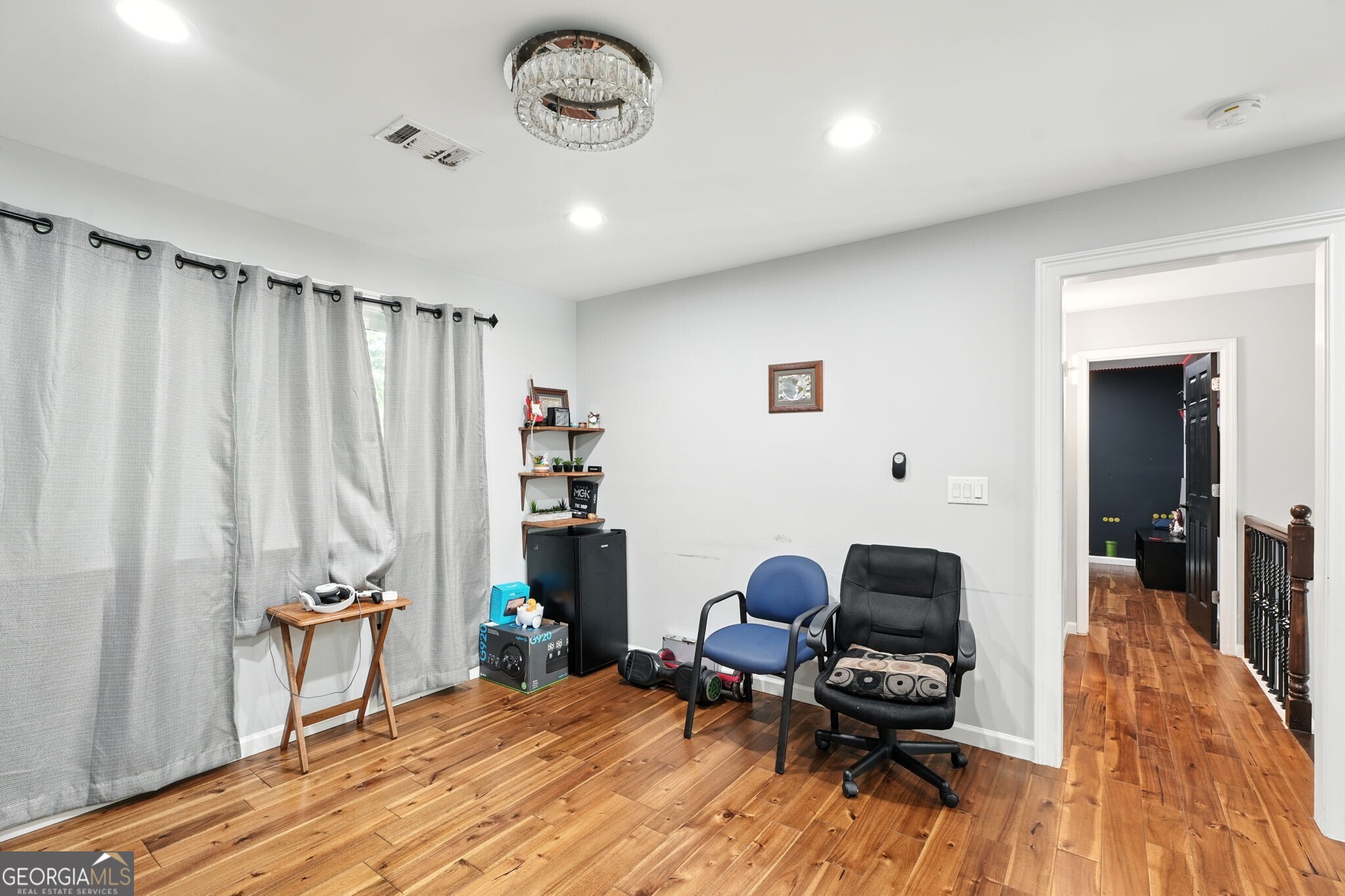 Creekwood Village - Residential